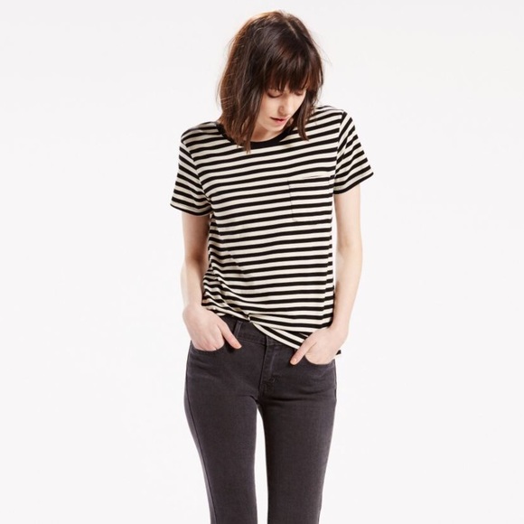 levi's perfect pocket tee